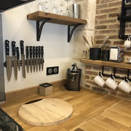 Le Repere Du Marche Apartment